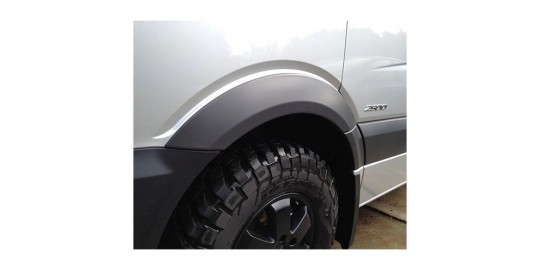 LIGHT COMMERCIAL ACCESSORIES & PARTS - FENDER FLARES